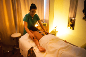 hot stone massaggio Centro estetico Le mani d'oro